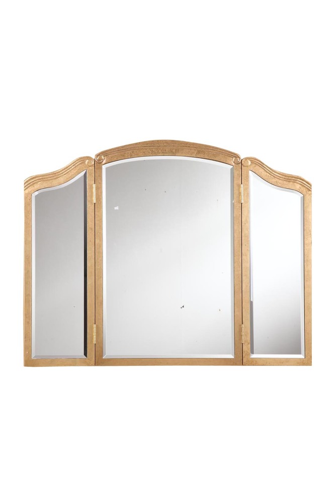 Furniture: mirror